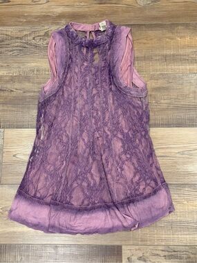 gimmicks by‎ BKE Lavender Purple Lace Sleeveless Camisole Romantic date night